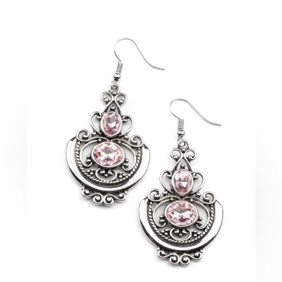 🎉HP🎊🆕Pink and Silver Paparazzi Jewelry Bundle - Picture 7 of 8